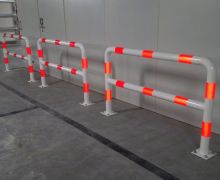 odbojnica prosta - barierka - parking podziemy.jpg